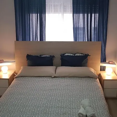Apartamento En Av Gabriel Miro - Apartment *